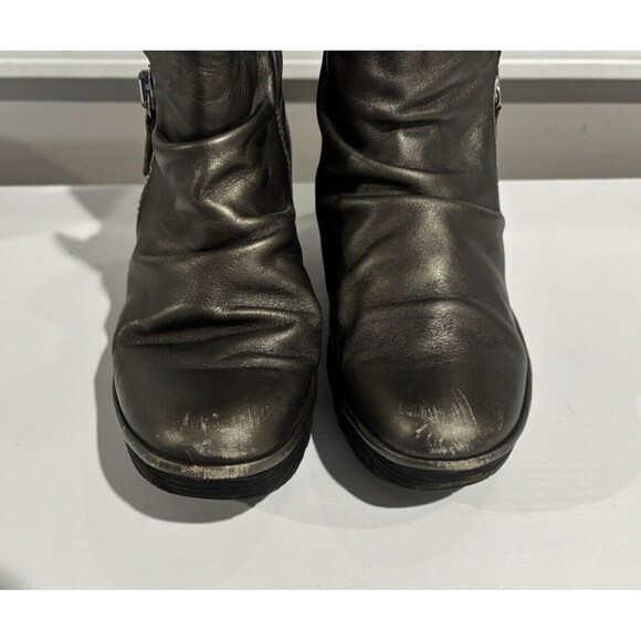 Fly London Yoxi Women Wedge Ankle Metallic Gray Leather Side Zip Booties Sz 9 - Picture 6 of 9
